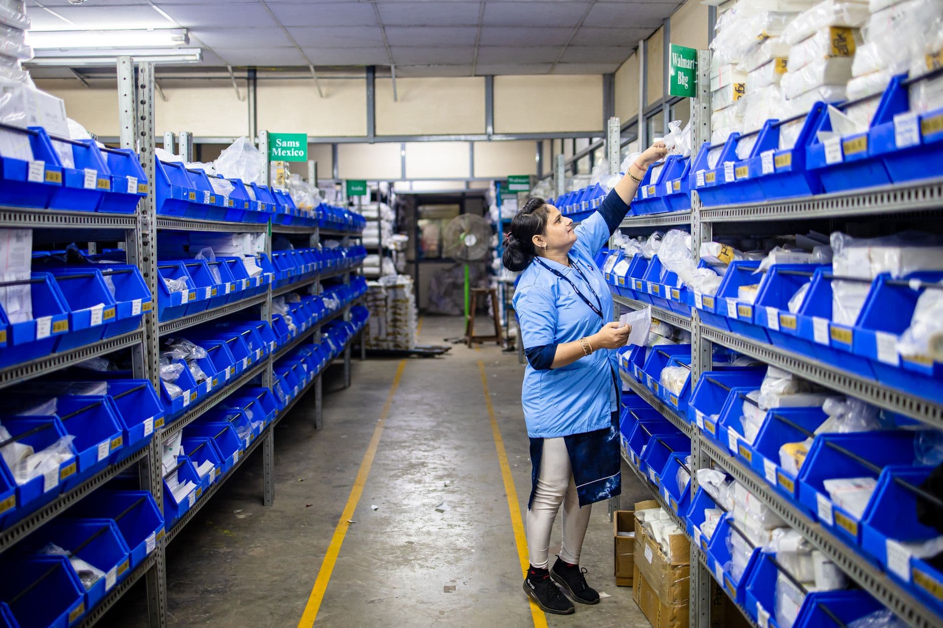 B2B Medical Supply: The Complete Guide to Purchasing, Inventory, and Compliance