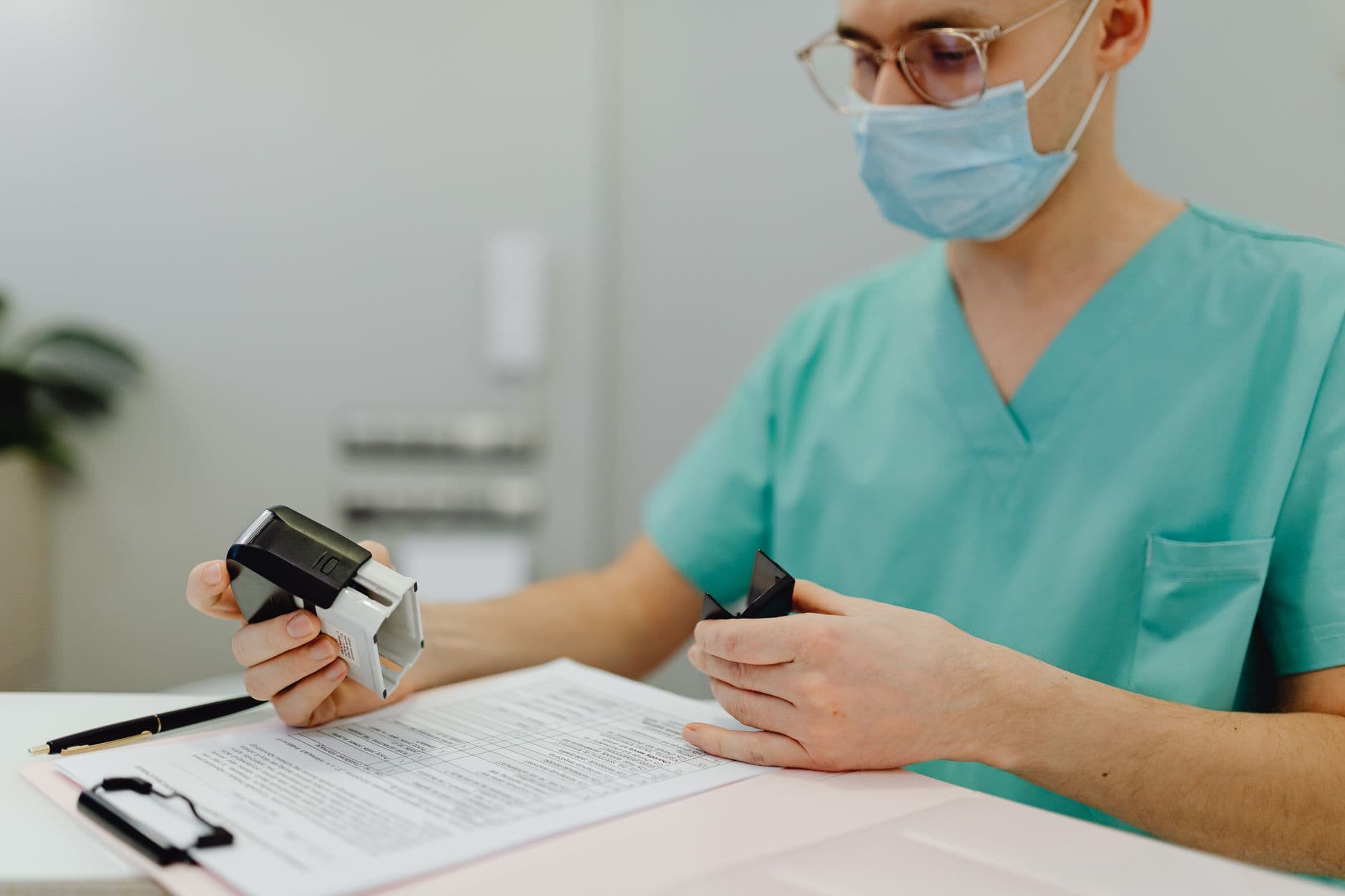 Medical Device Regulation (MDR) Guide for Buyers